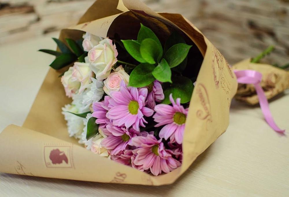 Букет цветов из: Розы и Хризантемы в Белебее