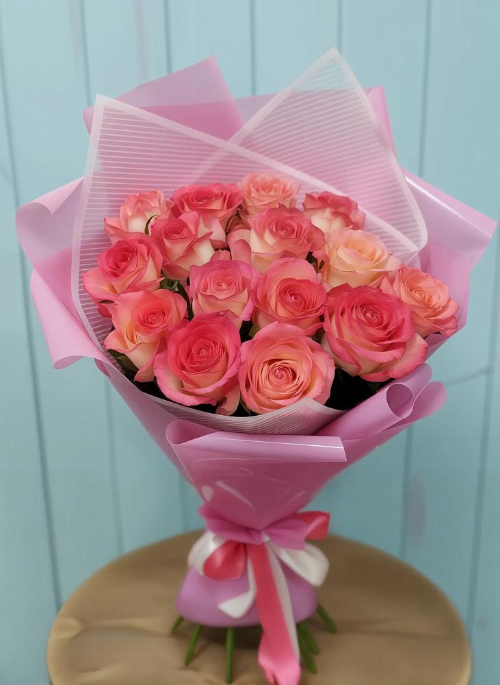 Букет 15 Розовых роз Равель в Белебее
