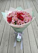 Букет цветов из:  Альстромерии в Белебее