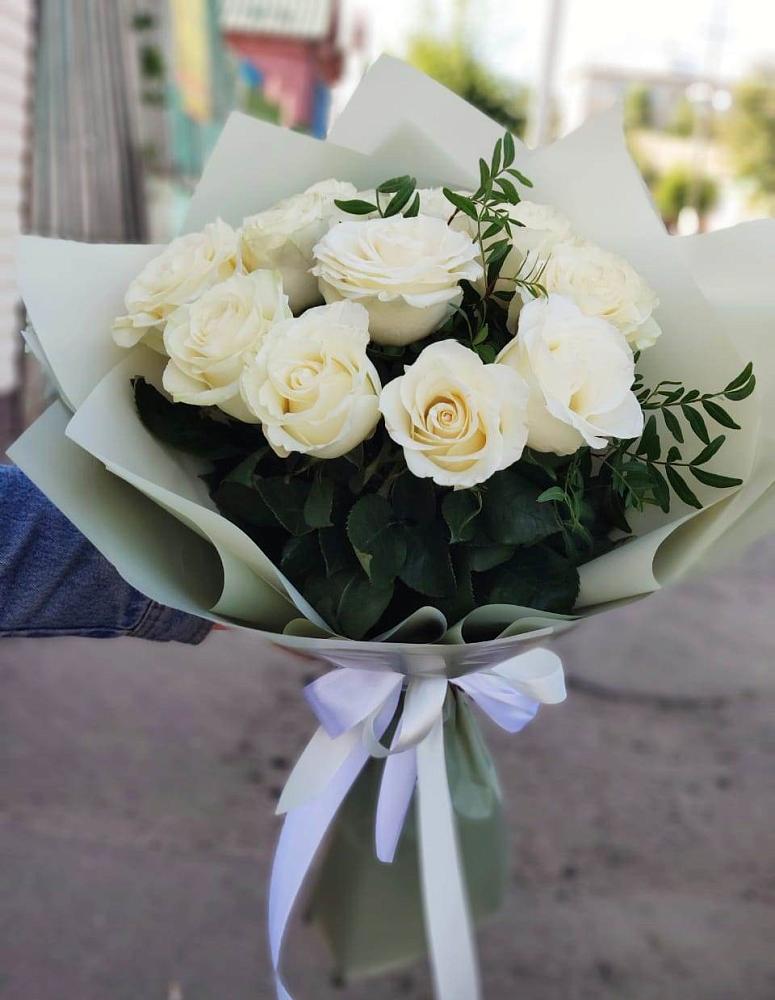 Букет Белые розы Проуд в Белебее