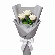 Букет 3 белые розы в Белебее