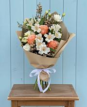 Букет цветов из:  Альстромерии, Лизиантусы, Розы и Хризантемы #REPLACE_PRED# Белебее