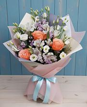 Букет цветов из:  Лизиантусы, Розы, Альстромерии и Гипсофила в Белебее