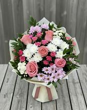 Букет цветов из:  Альстромерии, Гвоздики, Розы и Хризантемы в Белебее