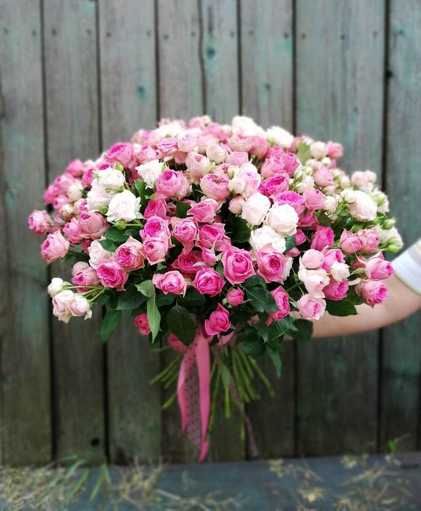 Букет Розовые кустовые розы Натали и Лав Лидия в Белебее