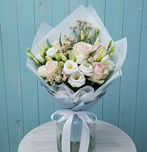 Букет цветов из:  Розы и Лизиантусы в Белебее