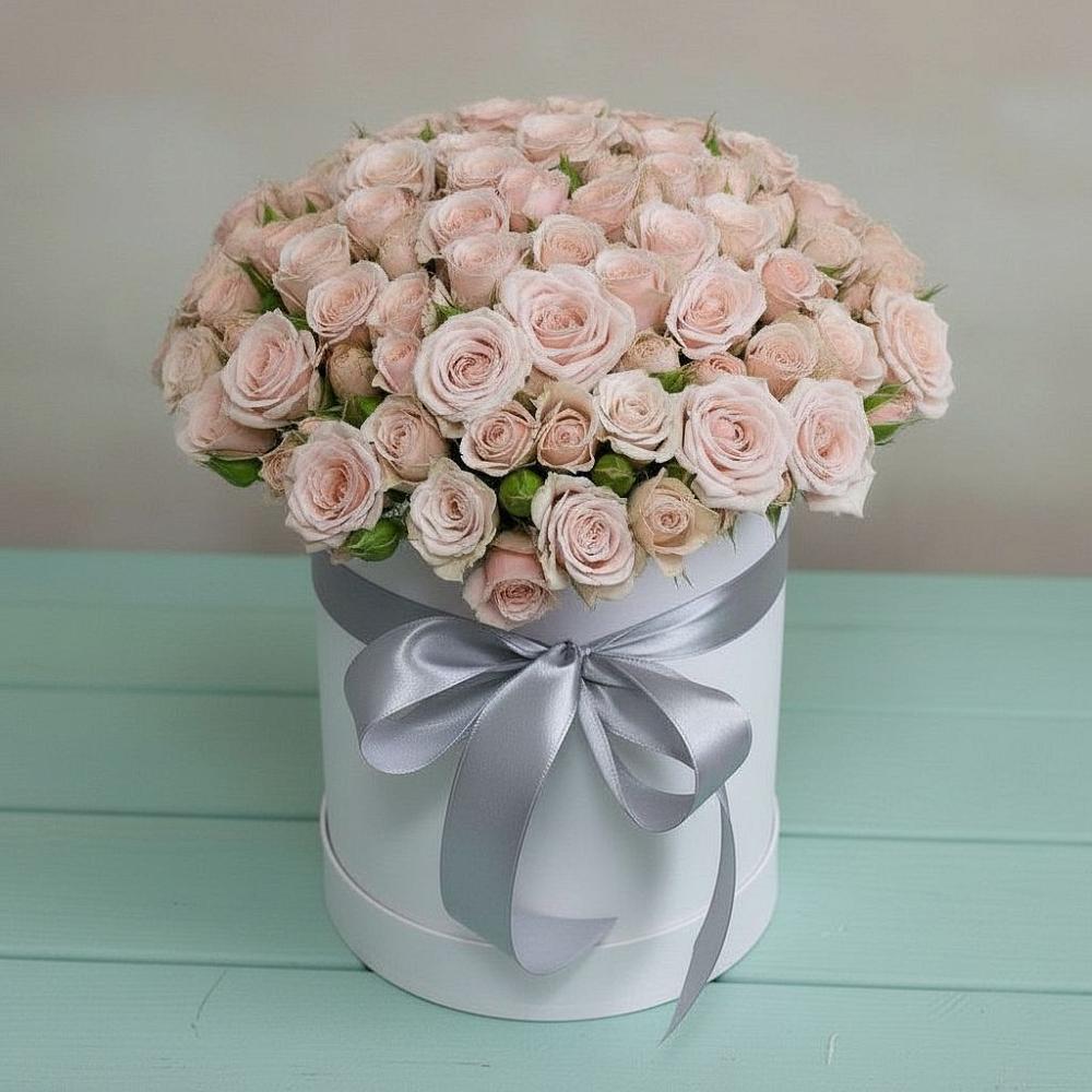 Цветочная композиция из Розы в шляпной коробке в Белебее